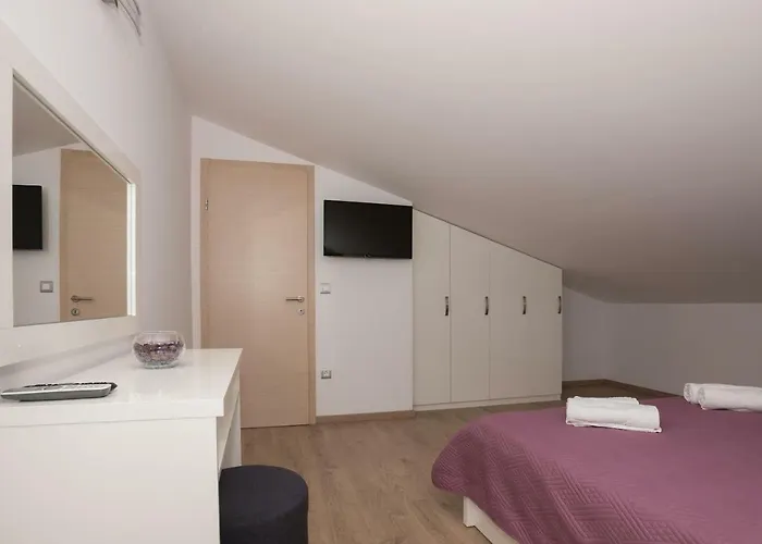 Vujcic Apartamento Makarska