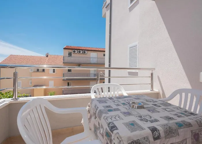 Vujcic Appartement Makarska
